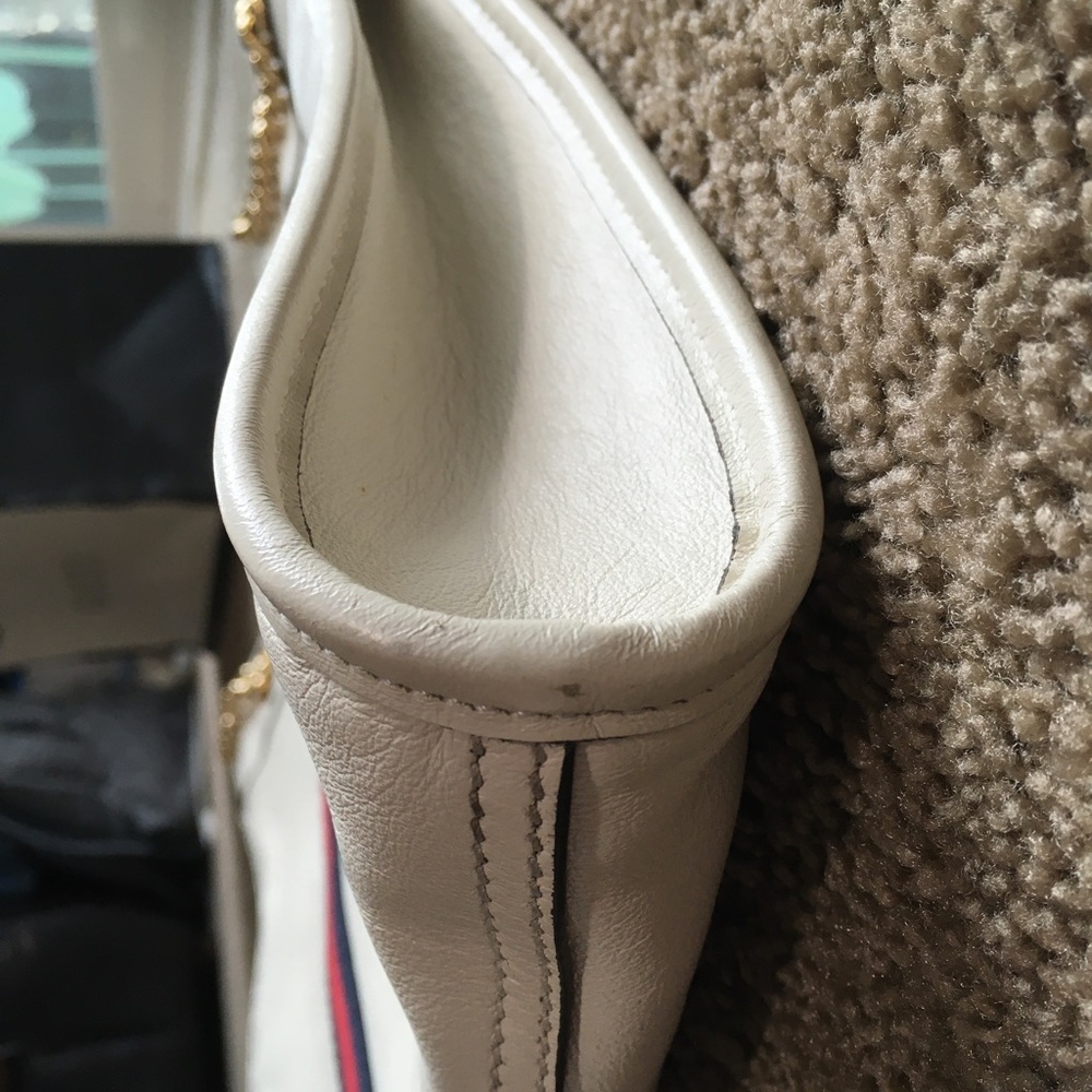Authentic Gucci Rajah tote Large - Picture 5 of 12